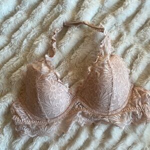 PINK Victoria's Secret Floral Lace Bralette in Light Pink
